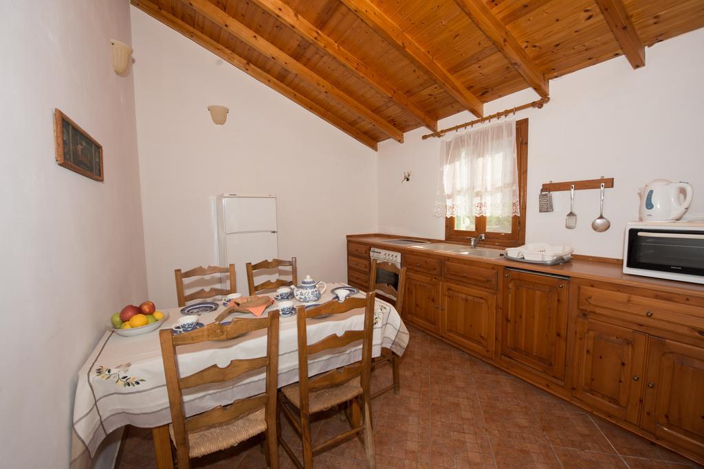 Villa Zeus Сімі Екстер'єр фото